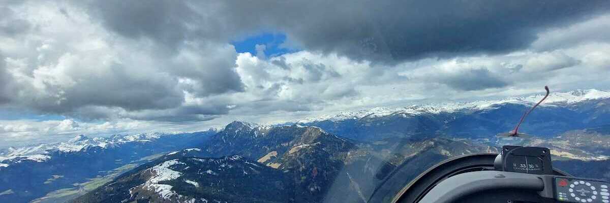 Flugwegposition um 12:24:03: Aufgenommen in der Nähe von Gemeinde Gitschtal, Gitschtal, Österreich in 2140 Meter